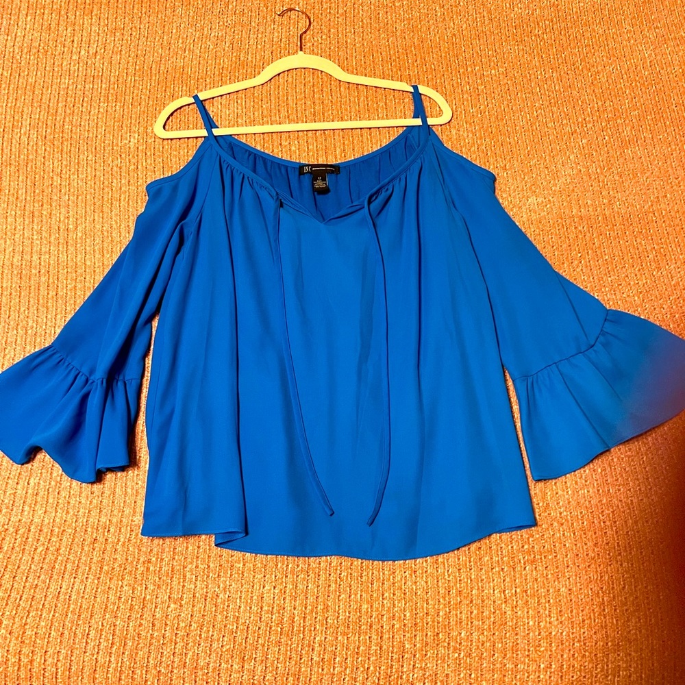 INC cold shoulder top with bell lower sleeves